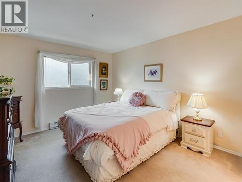 38 High Street Unit# 307, Nelson, BC - Indoor Photo Showing Bedroom