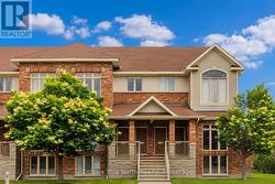 9 - 276 KELTIE PRIVATE Ottawa, ON K2J 0A4