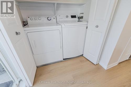 9 - 276 Keltie Private, Ottawa, ON - Indoor Photo Showing Laundry Room