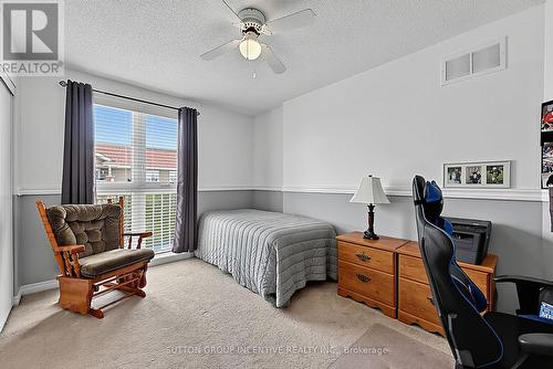 7 - 139 Sydenham Wells, Barrie, ON - Indoor Photo Showing Bedroom