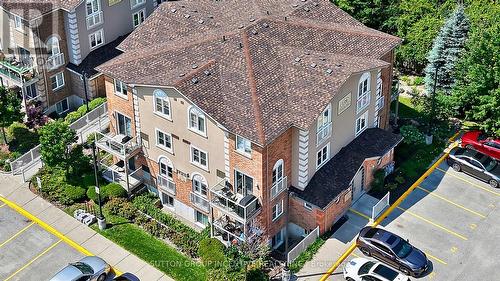 7 - 139 Sydenham Wells, Barrie, ON - Outdoor