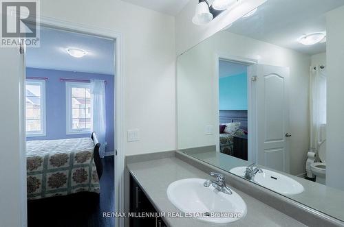 8 Zelda Road, Brampton, ON - Indoor Photo Showing Bathroom