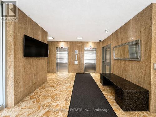 407 - 70 PARK STREET E , Mississauga, Ontario L5G 1M5 2