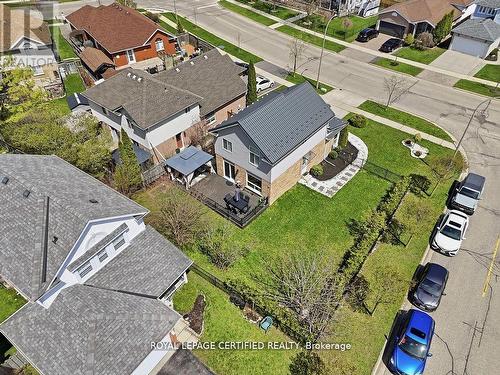 209 Briarmeadow Drive, Kitchener, ON - Outdoor
