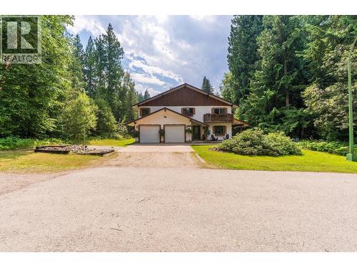 Lot very private - 1587 Pratico Road, Revelstoke, BC - Outdoor