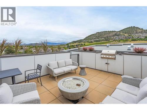 722 Valley Road Unit# 200, Kelowna, BC - Outdoor