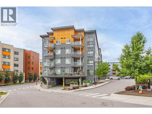 722 Valley Road Unit# 200, Kelowna, BC - Outdoor With Balcony With Facade