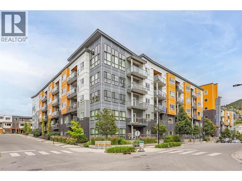 722 Valley Road Unit# 200, Kelowna, BC - Outdoor With Balcony With Facade