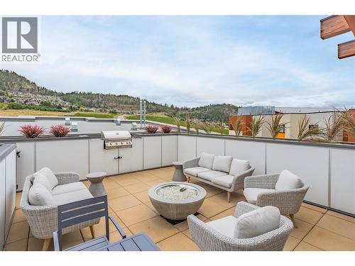 722 Valley Road Unit# 200, Kelowna, BC - Outdoor