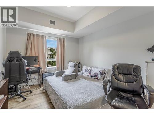 722 Valley Road Unit# 200, Kelowna, BC - Indoor Photo Showing Other Room