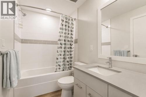 722 Valley Road Unit# 200, Kelowna, BC - Outdoor With Balcony With Facade