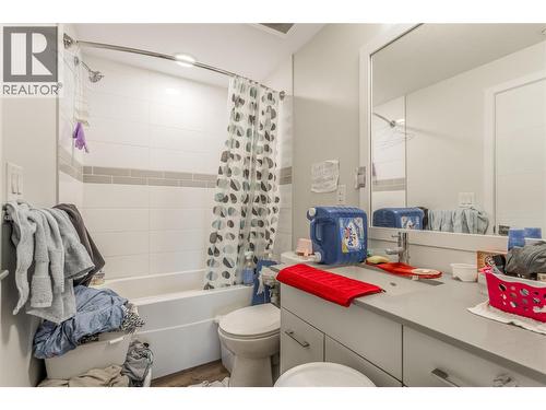 722 Valley Road Unit# 200, Kelowna, BC - Outdoor With Balcony With Facade