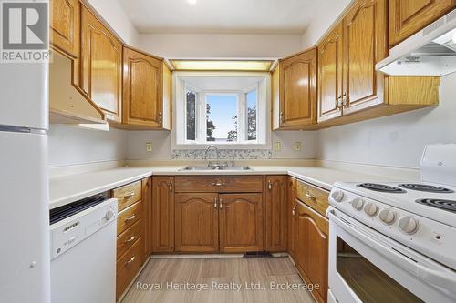 56 Fifth Avenue, Quinte West (Murray Ward), ON - Indoor Photo Showing Kitchen With Double Sink