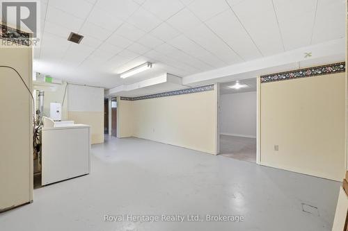 56 Fifth Avenue, Quinte West (Murray Ward), ON - Indoor Photo Showing Laundry Room