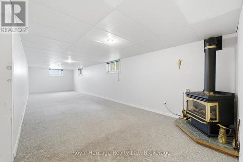 56 Fifth Avenue, Quinte West (Murray Ward), ON - Indoor Photo Showing Other Room