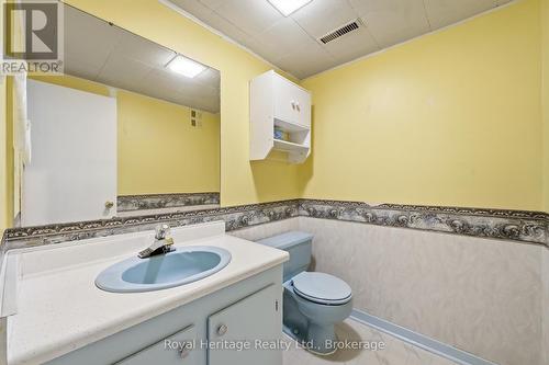 56 Fifth Avenue, Quinte West (Murray Ward), ON - Indoor Photo Showing Bathroom