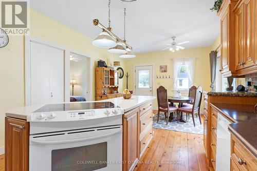 127 Rose Mac Drive, Drummond/North Elmsley, ON - Indoor Photo Showing Kitchen
