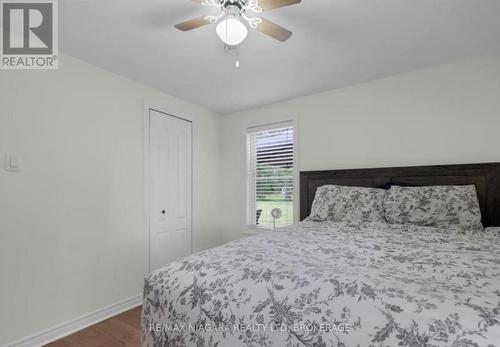 1970 Garrison Road, Fort Erie (Crescent Park), ON - Indoor Photo Showing Bedroom