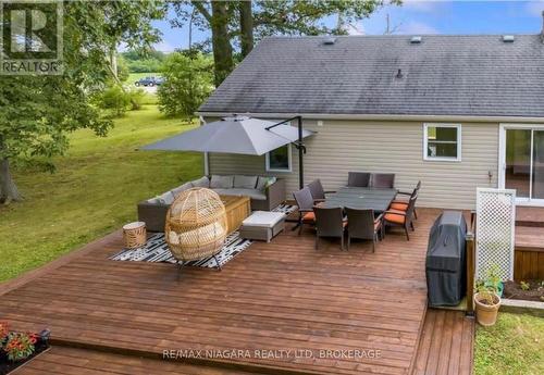 1970 Garrison Road, Fort Erie (Crescent Park), ON - Outdoor With Deck Patio Veranda With Exterior