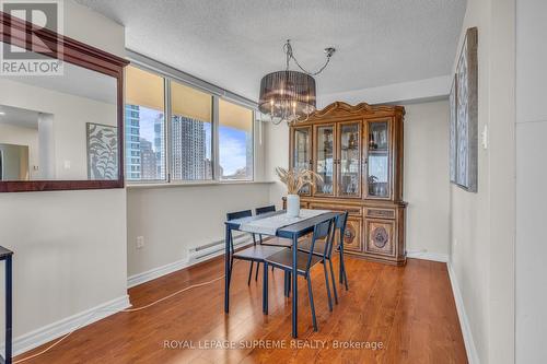1907 - 3590 Kaneff Crescent, Mississauga, ON - Indoor