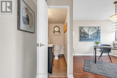 1907 - 3590 Kaneff Crescent, Mississauga, ON - Indoor