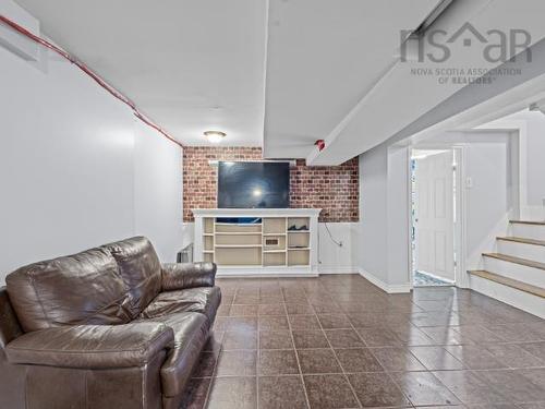 4 Elmdale Crescent, Leiblin Park, NS - Indoor