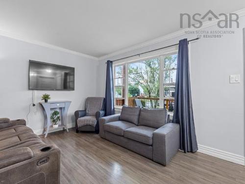 4 Elmdale Crescent, Leiblin Park, NS - Indoor Photo Showing Living Room