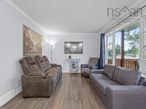 4 Elmdale Crescent, Leiblin Park, NS - Indoor Photo Showing Living Room