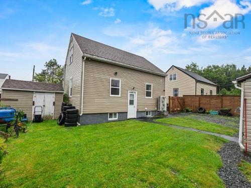4 Elmdale Crescent, Leiblin Park, NS - Outdoor