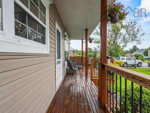 4 Elmdale Crescent, Leiblin Park, NS - Outdoor With Exterior