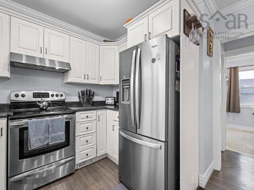 4 Elmdale Crescent, Leiblin Park, NS - Indoor Photo Showing Kitchen