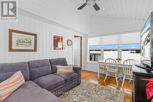 VERY WELCOMING - 48 Island View Drive N, South Bruce Peninsula, ON - Indoor Photo Showing Living Room