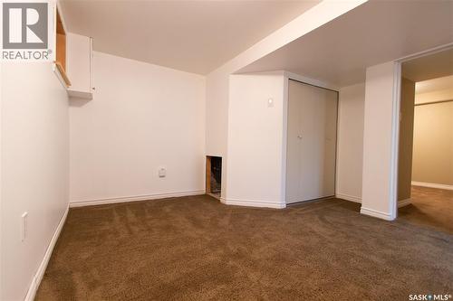 376 6Th Avenue Nw, Swift Current, SK - Indoor Photo Showing Other Room