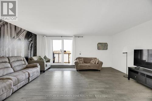 610 - 583 Mornington Avenue, London East, ON - Indoor Photo Showing Living Room