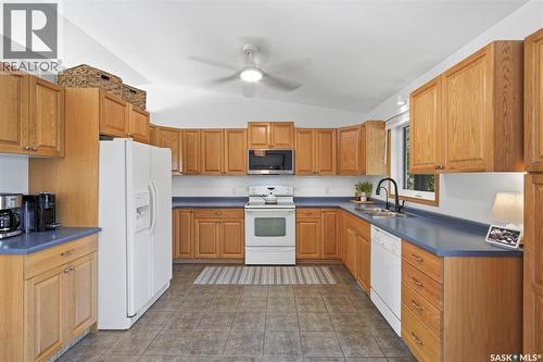 24 Airport Drive, Candle Lake, SK - Indoor Photo Showing Kitchen