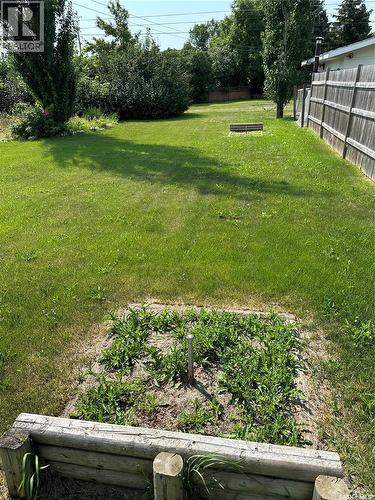 9005 5Th Street, Rosthern, SK - Outdoor With Backyard