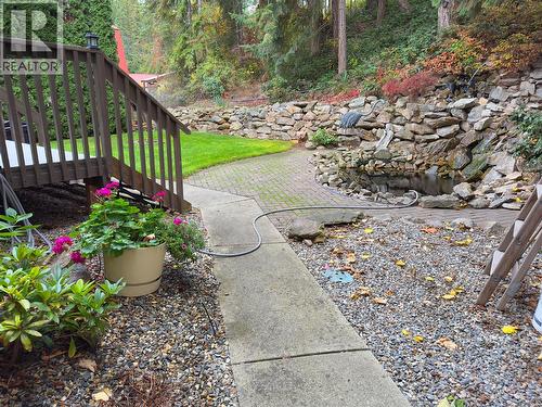 2428 Blind Bay Road, Blind Bay, BC - Outdoor