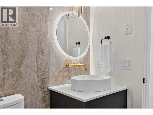 Powder room for guests - 3800 Capozzi Road Unit# Ph2, Kelowna, BC - Indoor Photo Showing Bathroom