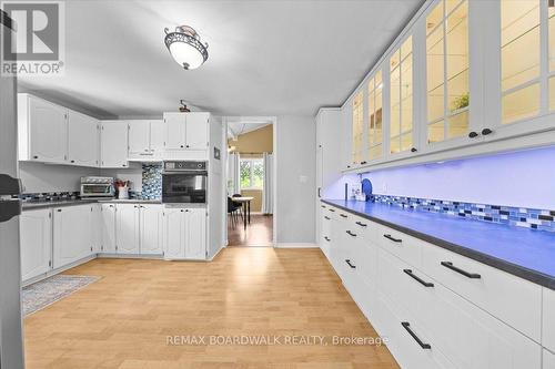 201 Linda Loop, Ottawa, ON - Indoor Photo Showing Kitchen