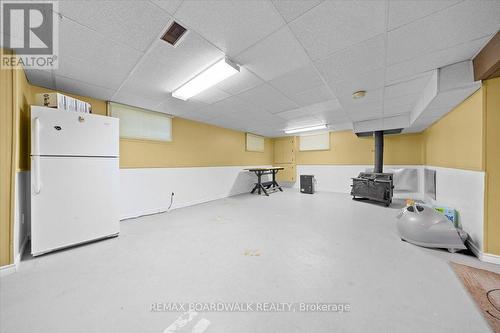 201 Linda Loop, Ottawa, ON - Indoor Photo Showing Basement