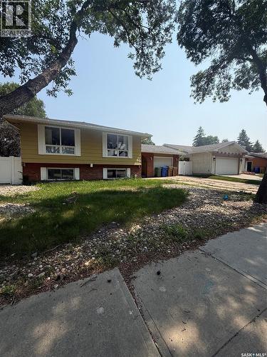 90 Marquis Crescent, Regina, SK - Outdoor