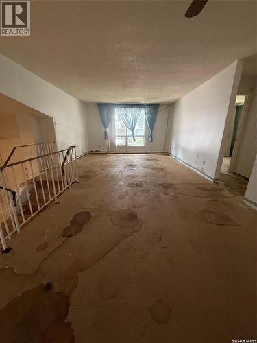 90 Marquis Crescent, Regina, SK - Indoor Photo Showing Other Room