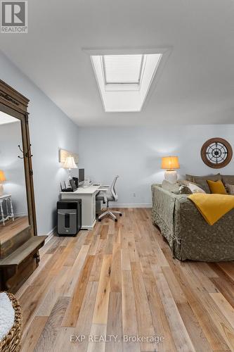 3279 Saint Patrick Avenue, Niagara Falls (Stamford), ON - Indoor