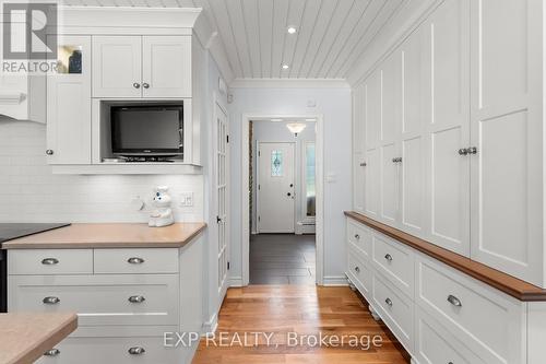 3279 Saint Patrick Avenue, Niagara Falls (Stamford), ON - Indoor