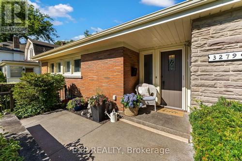 3279 Saint Patrick Avenue, Niagara Falls (Stamford), ON - Outdoor