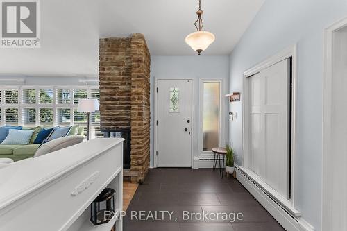 3279 Saint Patrick Avenue, Niagara Falls (Stamford), ON - Indoor