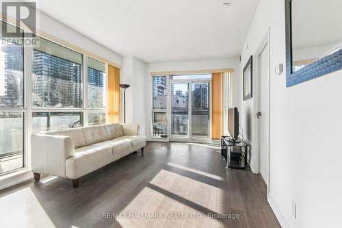 1212 - 98 Lillian Street, Toronto, ON - Indoor