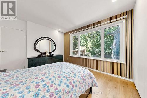 15 Alamosa Drive, Toronto, ON - Indoor Photo Showing Bedroom