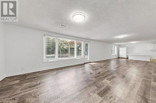15 Alamosa Drive, Toronto, ON - Indoor