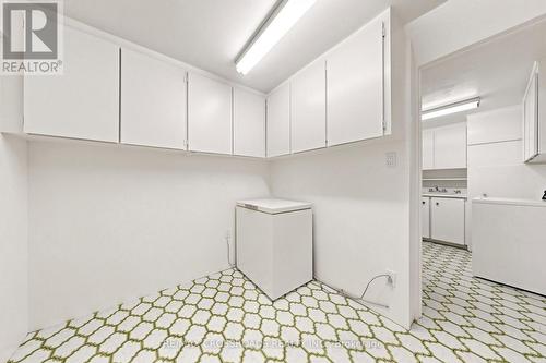 15 Alamosa Drive, Toronto, ON - Indoor